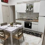 Vincent House Apartamento *