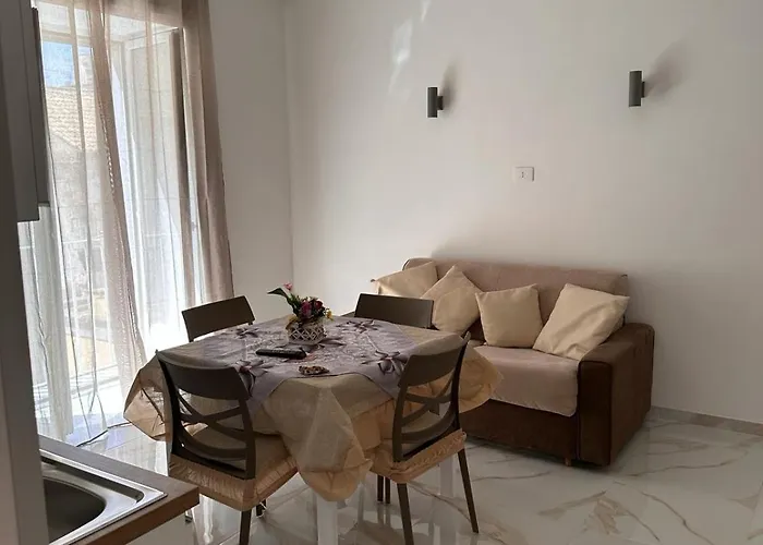 Vincent House Апартаменты